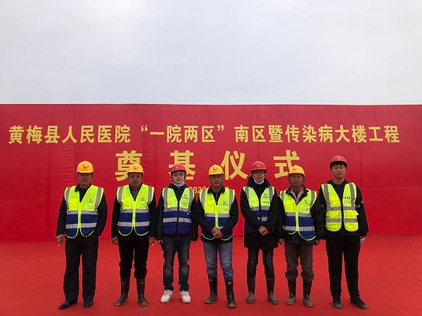 143228619.jpg c7d37f5eec39447c806e8ec7b95ca242.jpg